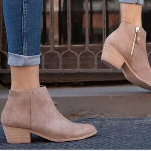 Thursday Boot Company Women's Downtown Booties in Rose Brown Oil Snuff Suede 7